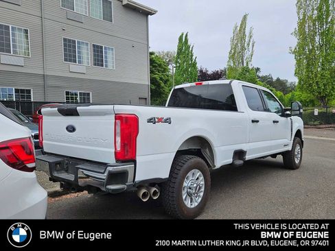 Used 2023 Ford F350 XLT AWD/4WD image 3