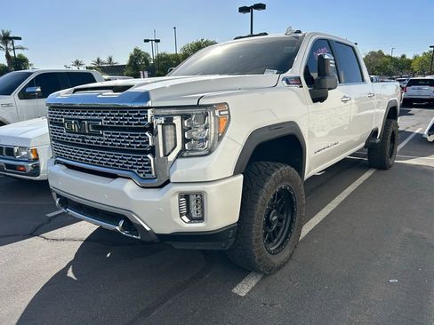 Used 2021 GMC Sierra 2500 Denali w/ Denali Ultimate Package AWD/4WD image 1