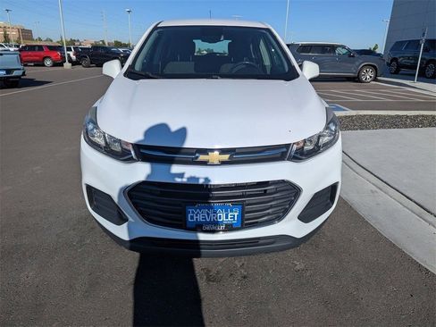 Used 2018 Chevrolet Trax LS AWD/4WD image 6