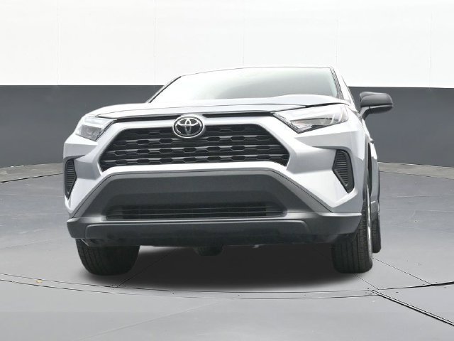 Used 2025 Toyota RAV4 LE AWD/4WD image 52