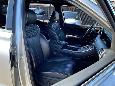 Used 2022 Hyundai Palisade Calligraphy w/ Cargo Package image 10
