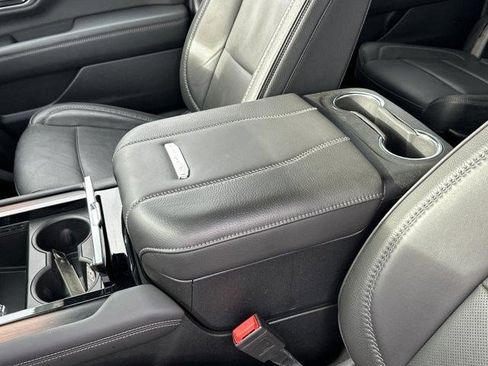 Certified 2025 GMC Yukon XL Denali image 18