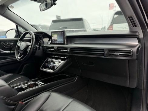 Used 2021 Lincoln Corsair AWD w/ Equipment Group 101A image 19