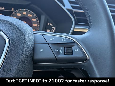 Used 2025 Audi Q3 2.0T Premium w/ Convenience Package image 30