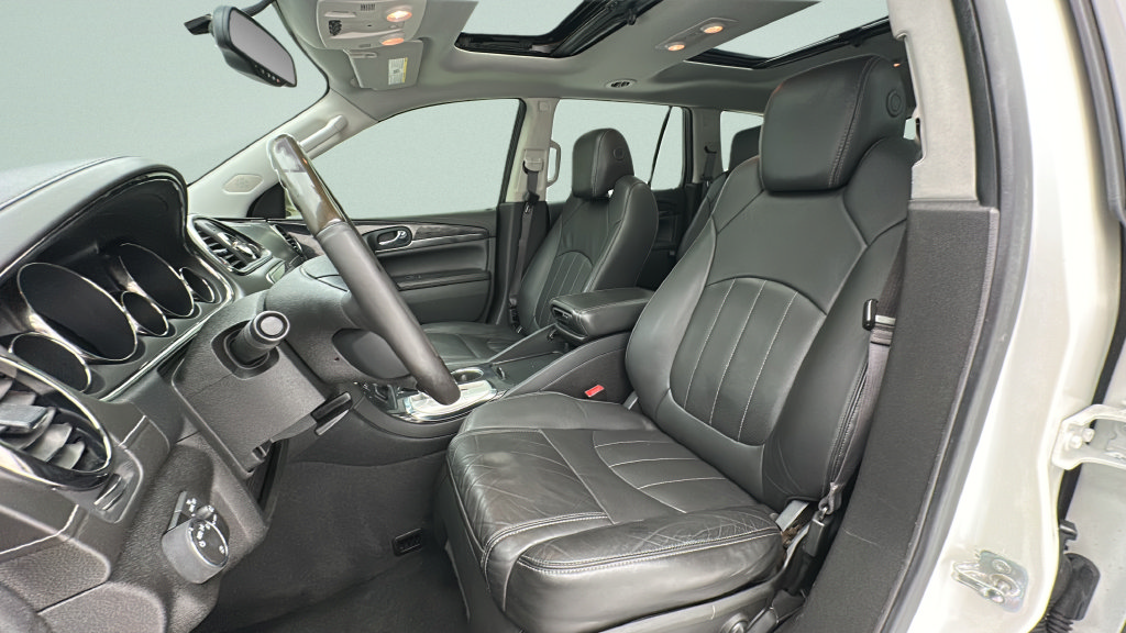 Used 2015 Buick Enclave Leather FWD image 12