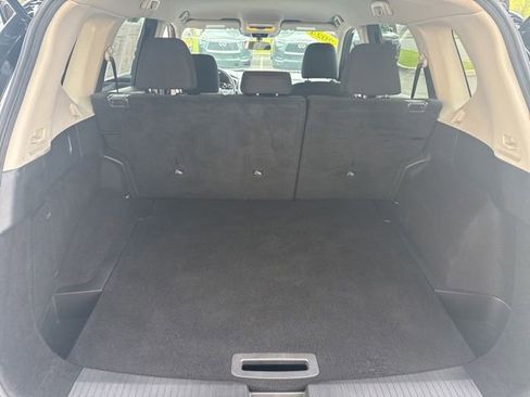 Used 2024 Nissan Rogue S AWD/4WD image 25