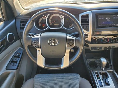 Used 2015 Toyota Tacoma 4x4 Double Cab w/ TRD Sport Package image 10