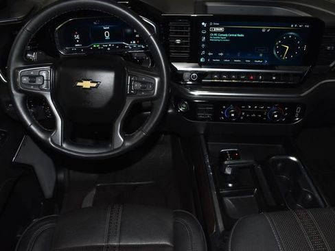 Used 2023 Chevrolet Silverado 1500 High Country w/ Technology Package image 15