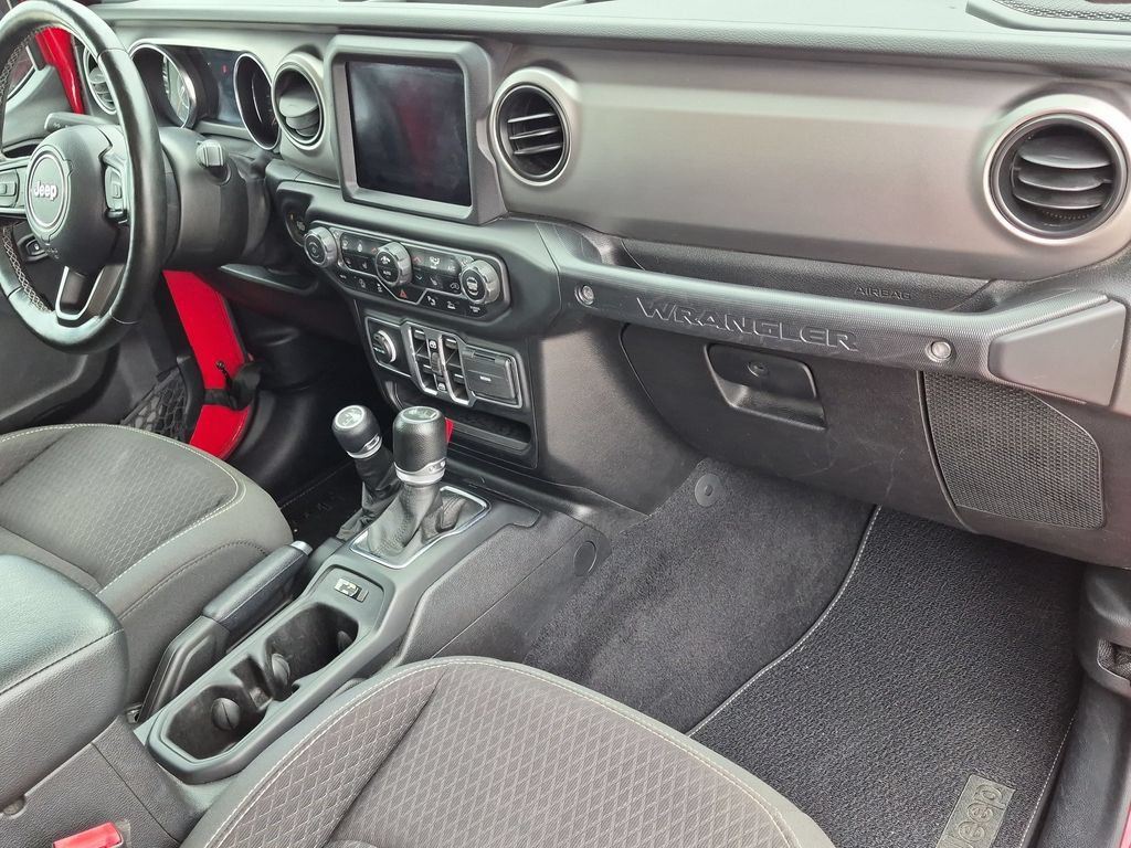 Used 2021 Jeep Wrangler Unlimited Sport AWD/4WD image 18