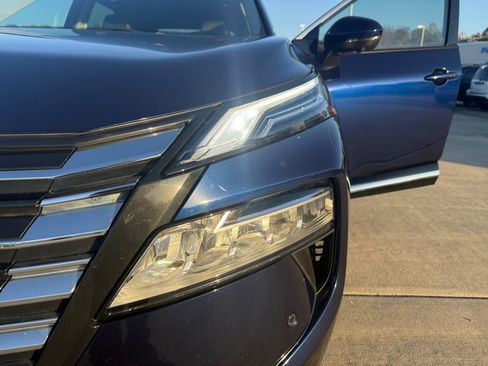 Used 2024 Nissan Rogue Platinum w/ Platinum Premium Package image 30