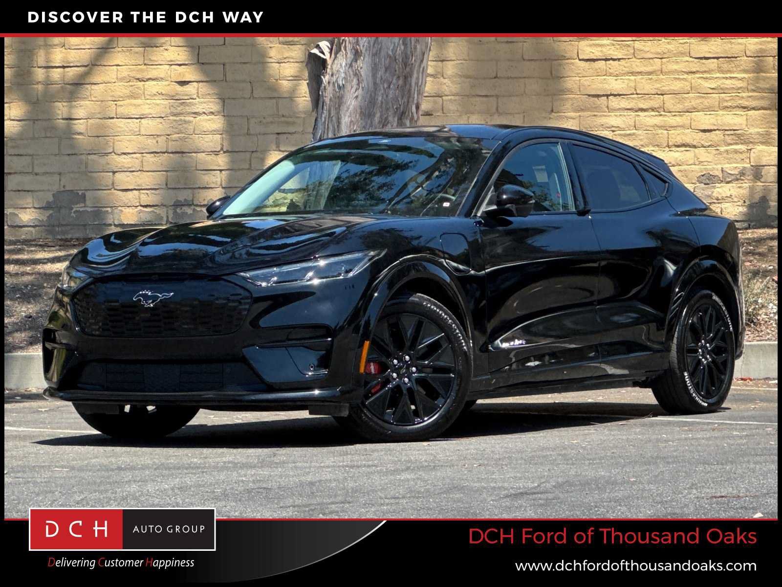 Certified 2025 Ford Mustang Mach-E Premium w/ Sport Appearance Package AWD/4WD image 1