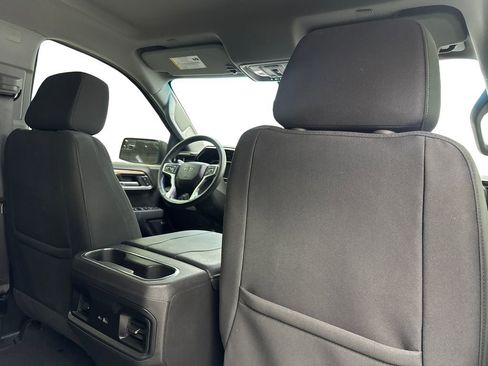 Used 2025 Chevrolet Silverado 1500 LT Trail Boss w/ Convenience Package II AWD/4WD image 45
