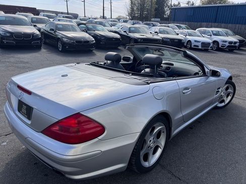 Used 2005 Mercedes-Benz SL 500 w/ AMG Sport Pkg image 16