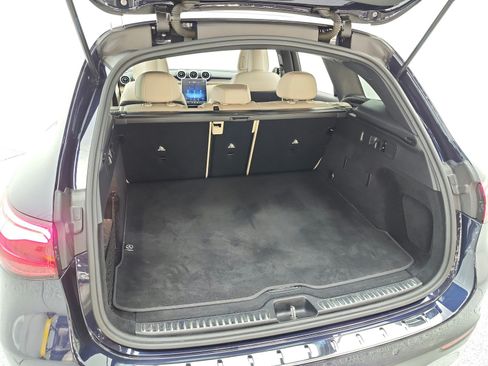 Used 2024 Mercedes-Benz GLC 300 image 21