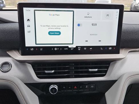 New 2026 Ford Explorer Active w/ Active Comfort Package image 10