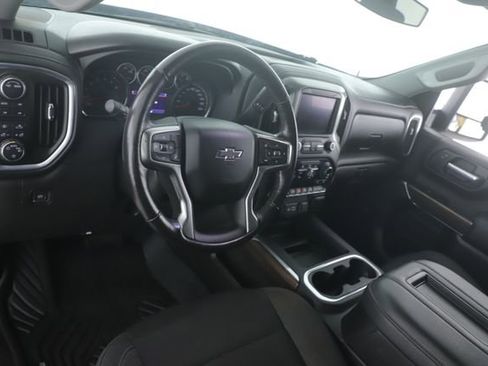 Used 2021 Chevrolet Silverado 1500 LT Trail Boss w/ Convenience Package II AWD/4WD image 16