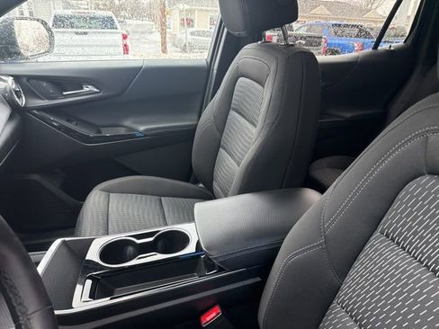 Used 2025 Chevrolet Equinox LT image 20