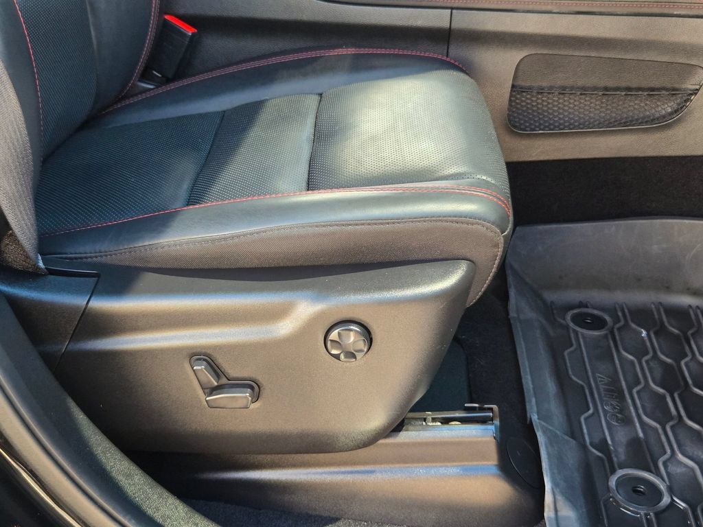 Used 2023 Dodge Durango R/T AWD/4WD image 30