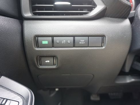 Used 2024 Nissan Sentra S FWD image 5