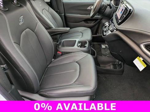New 2026 Chrysler Pacifica Select w/ S Appearance Package FWD image 29