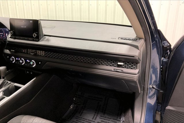Used 2024 Honda Accord EX image 16