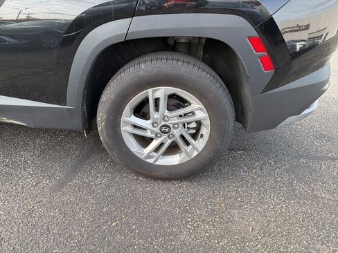 Certified 2025 Hyundai Tucson SE AWD/4WD image 11