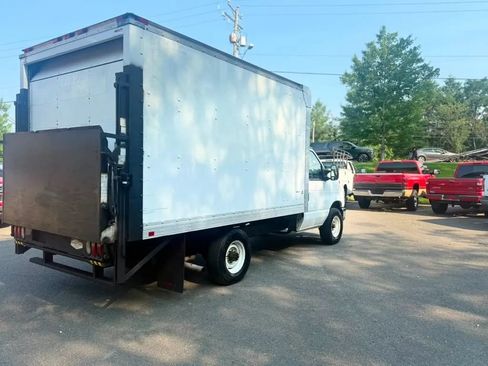 Used 2012 Ford E-350 and Econoline 350 Super Duty RWD image 7