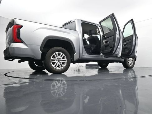 Used 2024 Toyota Tundra SR5 w/ SR5 Premium Package AWD/4WD image 43