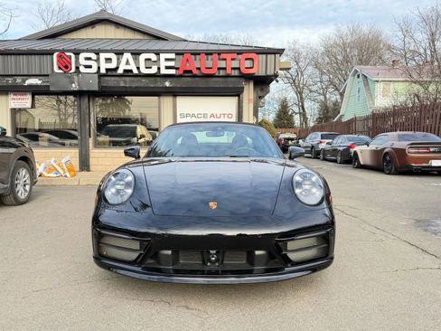 Used 2022 Porsche 911 Targa 4 GTS image 3