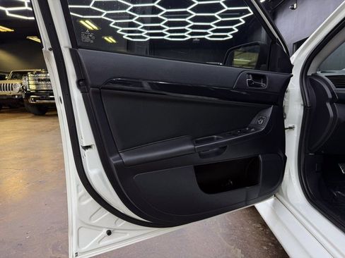 Used 2014 Mitsubishi Lancer Evolution GSR image 12