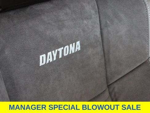 Used 2023 Dodge Charger Scat Pack w/ Daytona Edition Group RWD image 17