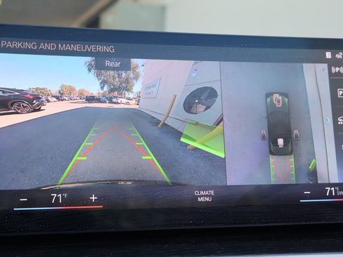 Used 2024 BMW 430i Convertible w/ Convenience Package image 4