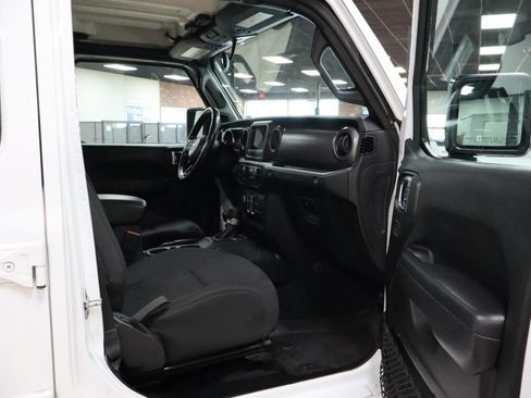 Used 2022 Jeep Wrangler Unlimited Sport AWD/4WD image 26