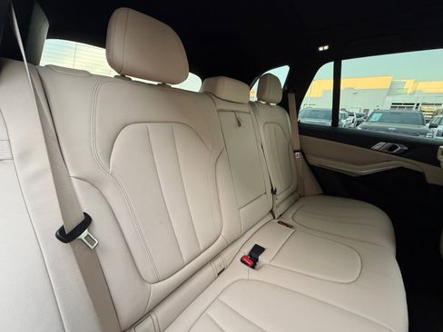 Used 2020 BMW X5 sDrive40i w/ Premium Package image 18