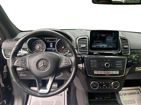 Used 2017 Mercedes-Benz GLE 400 4MATIC image 17