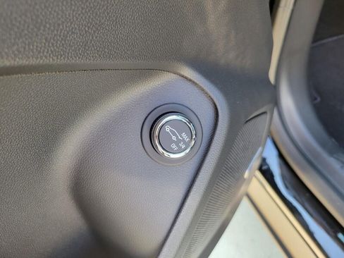 New 2026 Chevrolet TrailBlazer RS w/ Convenience Package image 25