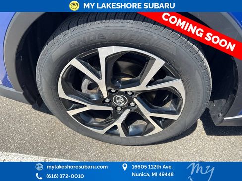 Used 2018 Toyota C-HR XLE FWD image 10