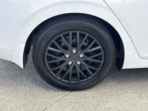 Used 2022 Nissan Sentra S image 38