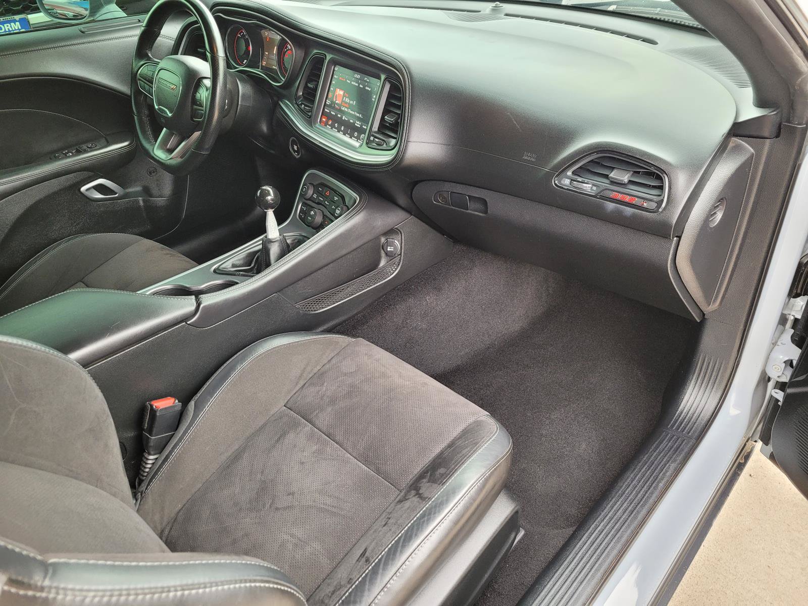 Used 2020 Dodge Challenger R/T Scat Pack w/ Dynamics Package RWD image 26