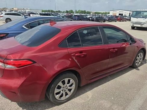 Used 2023 Toyota Corolla LE FWD image 12