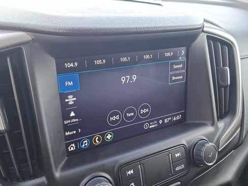 Used 2023 GMC Terrain AT4 AWD/4WD image 14