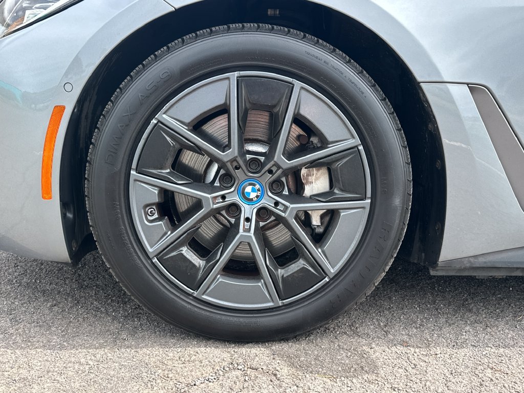 Used 2023 BMW i4 eDrive40 w/ Parking Assistance Package RWD image 23