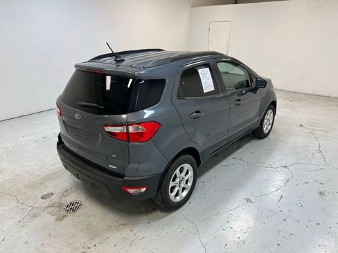 Used 2018 Ford EcoSport SE image 2