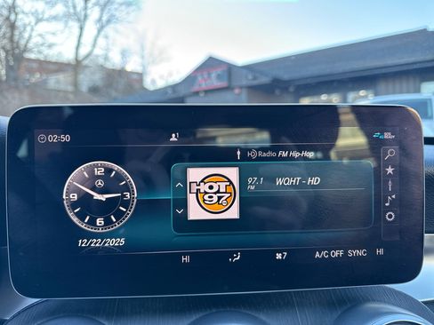 Used 2021 Mercedes-Benz C 300 4MATIC Sedan image 50