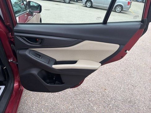 Used 2018 Subaru Impreza 2.0i Premium image 15