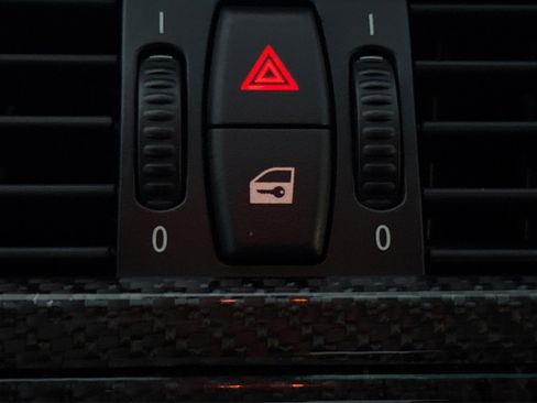 Used 2007 BMW M6 Convertible image 41