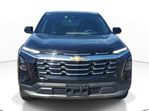 Used 2025 Chevrolet Equinox LT FWD image 3