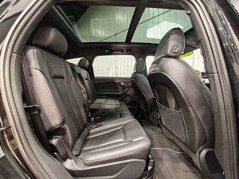 Used 2025 Audi Q7 3.0T Premium Plus AWD/4WD image 26