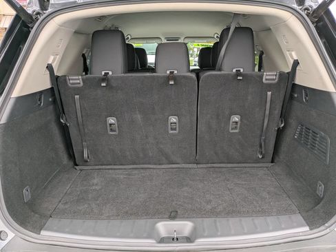 Certified 2025 Nissan Pathfinder SV AWD/4WD image 13