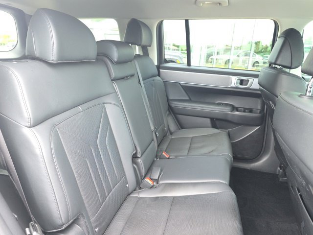 Certified 2024 Hyundai Santa Fe SEL FWD image 9